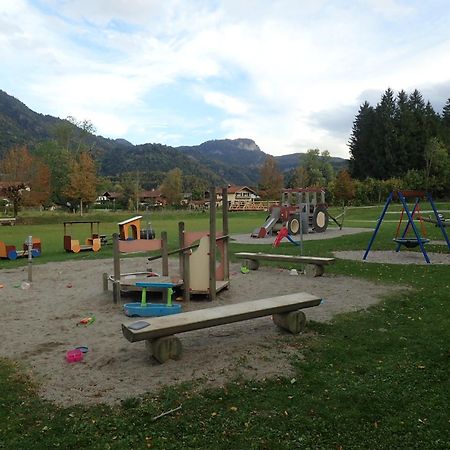 Chiemgauferienwohnungen - Wanderlust Und Alpenrose Unterwössen Exterior foto