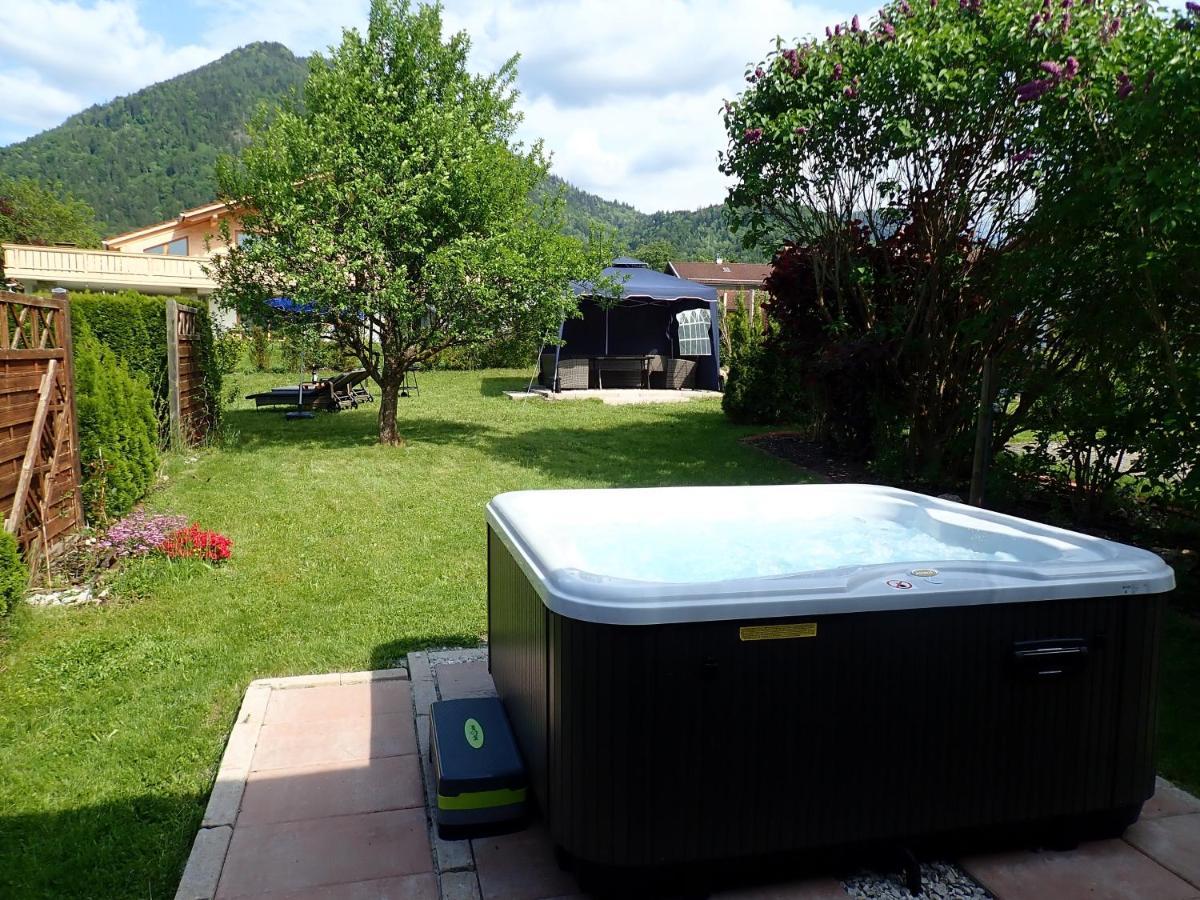 Chiemgauferienwohnungen - Wanderlust Und Alpenrose Unterwössen Exterior foto